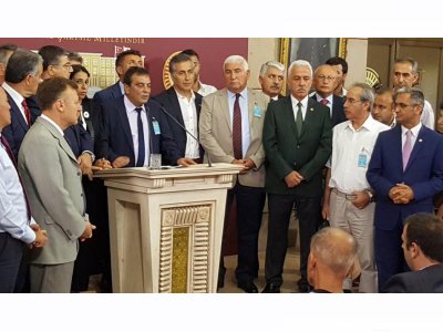 ULUSLARARASI İŞGÜCÜ KANUN TASARISINA KARŞI TBMM’DE BASIN TOPLANTISI DÜZENLENDİ