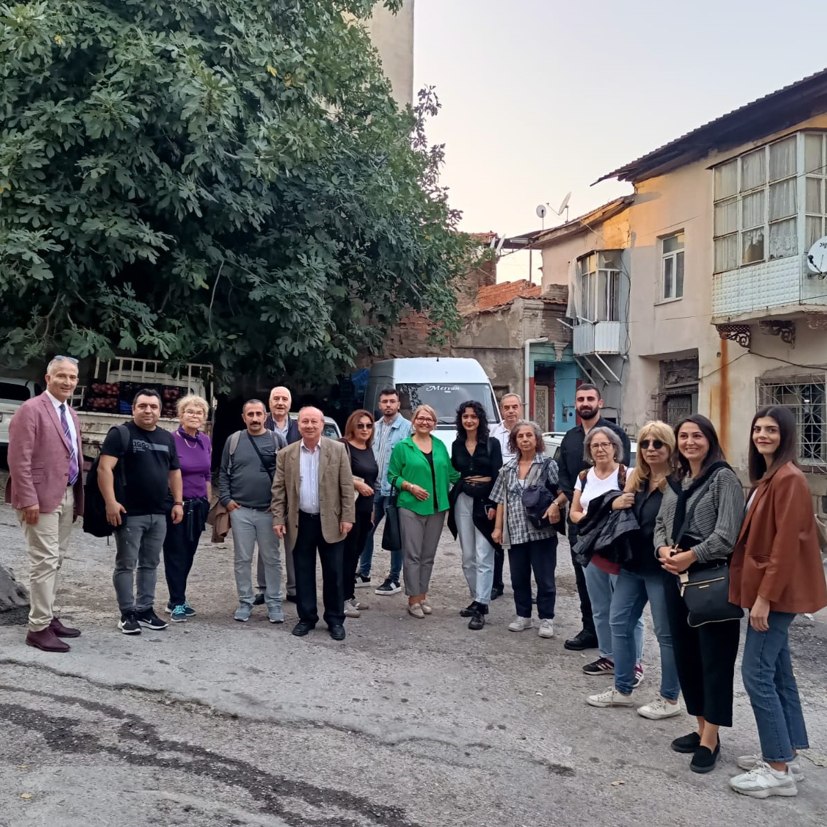 BASMANE ÇALIŞMA GRUBU SAHA GEZİSİNE KATILDIK