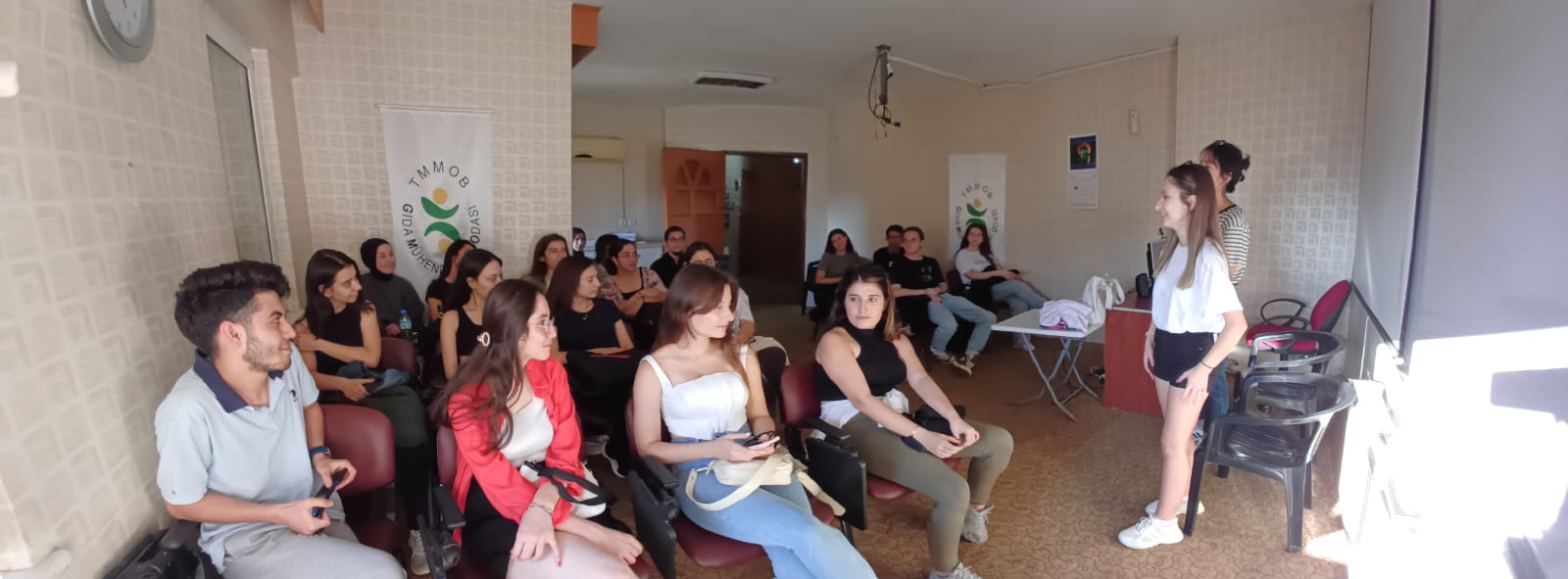 AKDENİZ ÜNİVERSİTESİ ÖĞRENCİ TEMSİLCİLİĞİ 1. SINIFLARA TANITIM TOPLANTISI