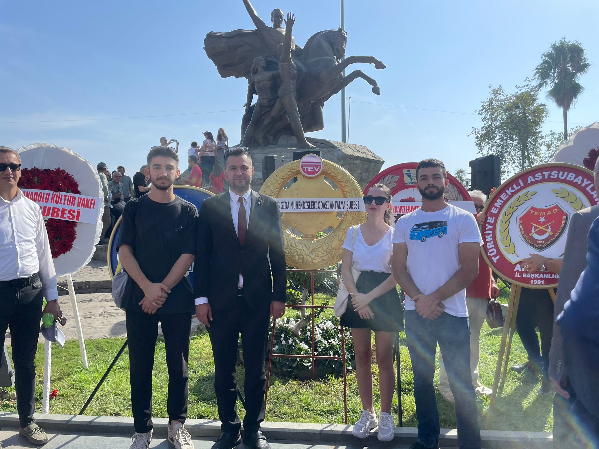 29 Ekim Çelenk Bırakma Töreni