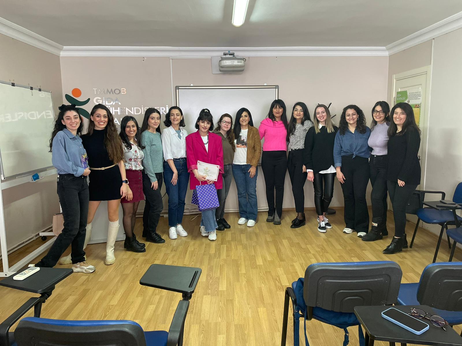 8 MART DÜNYA KADINLAR GÜNÜ ETKİNLİĞİ KAPSAMINDA MEDENİ KANUN, MEDENİ YAŞAM VE KADIN SÖYLEŞİSİNİ GERÇEKLEŞTİRDİK!