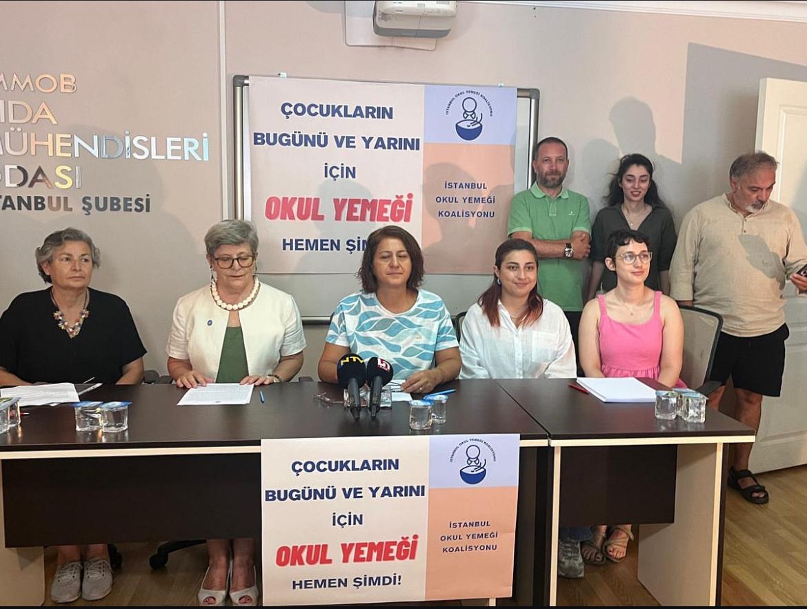 📢 İSTANBUL OKUL YEMEĞİ KOALİSYONU BASIN AÇIKLAMASI GERÇEKLEŞTİRDİ.