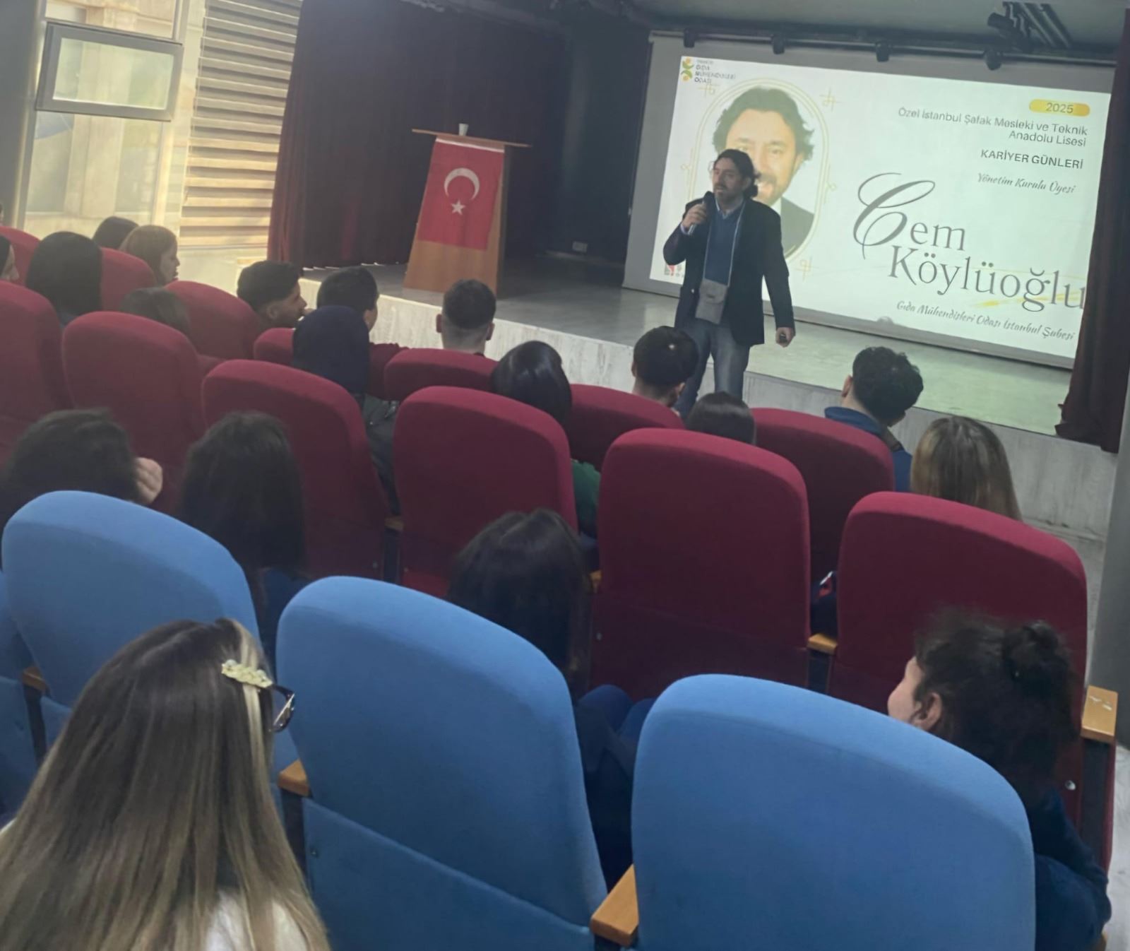 SULTANGAZİ ŞAFAK OKULLARI’NDA MESLEĞİMİZİ VE ODAMIZI TANITTIK!