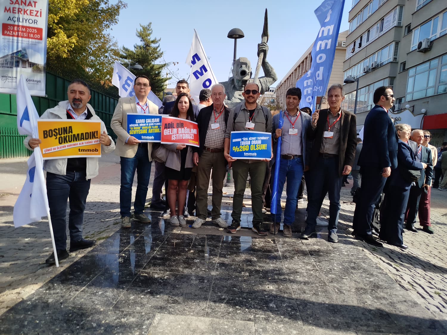 TMMOB MÜHENDİS, MİMAR VE ŞEHİR PLANCILARININ GÜNCEL SORUNLARI VE ÇÖZÜM ÖNERİLERİ KURULTAYI ANKARA’DA GERÇEKLEŞTİRİLDİ