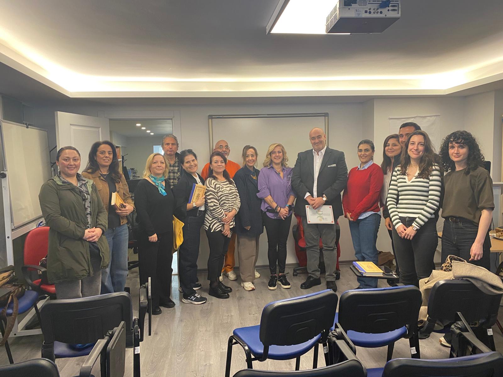 LEZZETİN DUYUSAL BİLEŞENLERİ: KOKU, TAT, AROMA SÖYLEŞİSİNİ GERÇEKLEŞTİRDİK