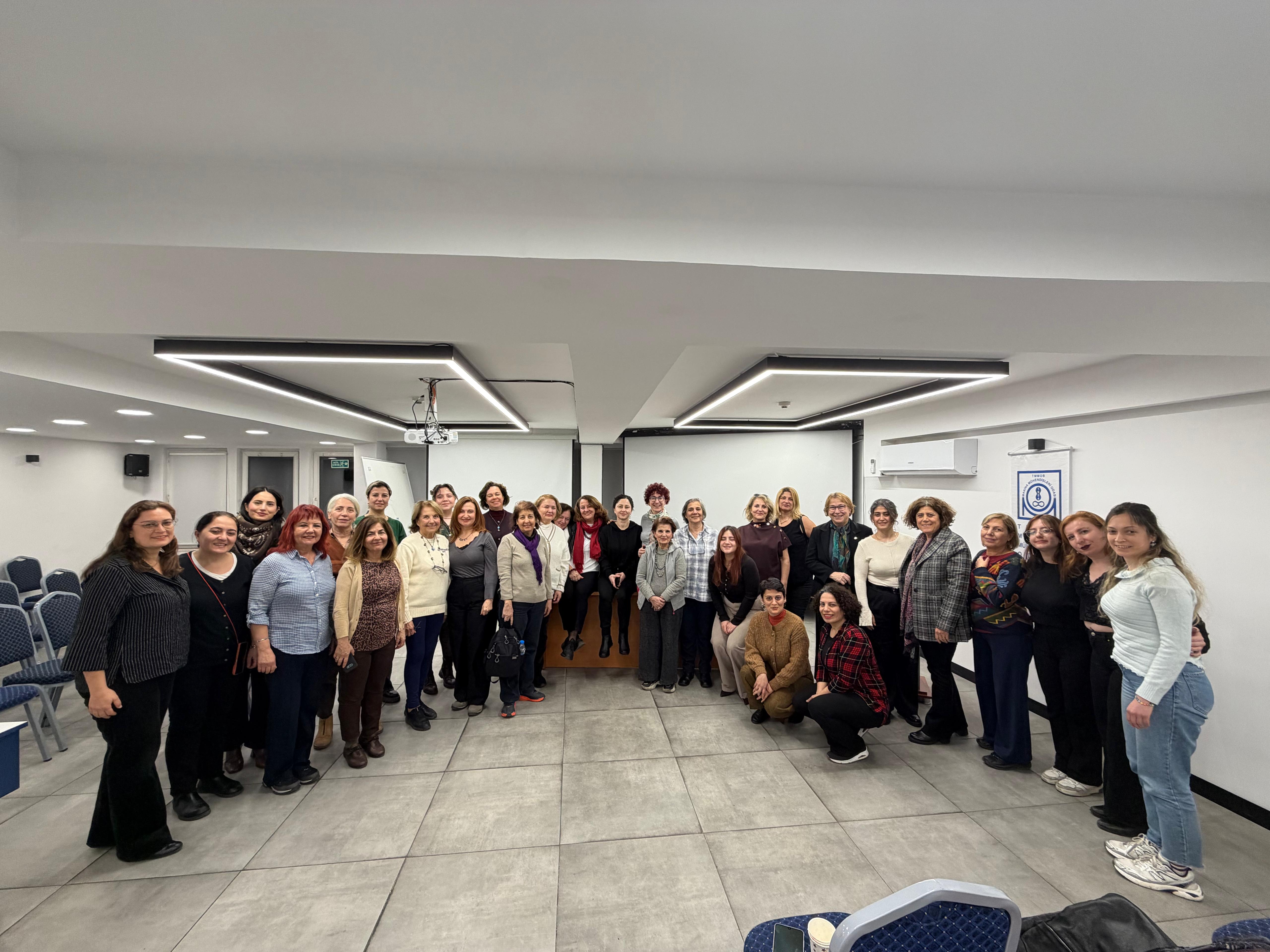 TMMOB İSTANBUL İL KOORDİNASYON KURULU KADIN KOMİSYONU: 8 MART ETKİNLİĞİ GERÇEKLEŞTİRDİ 