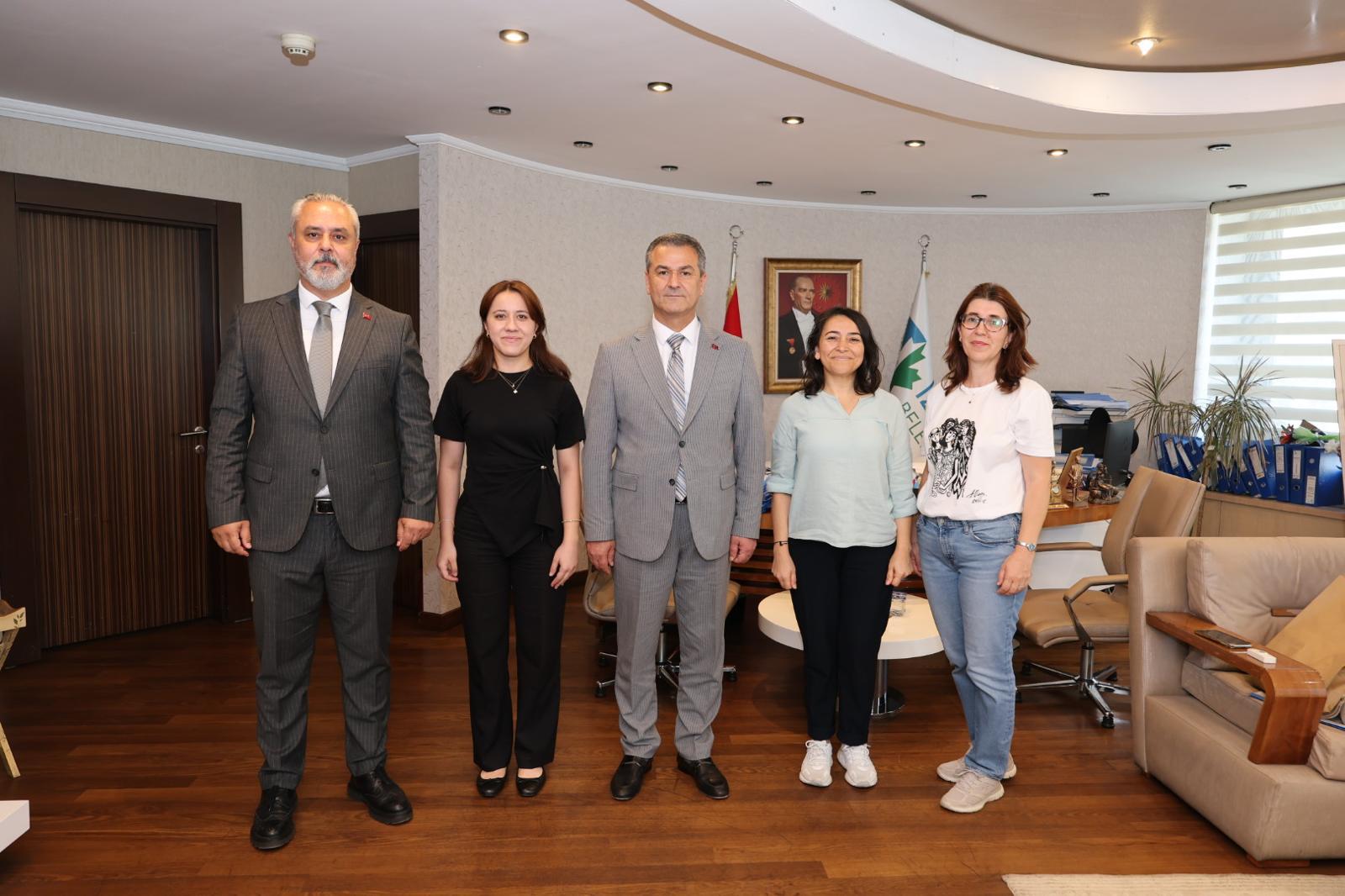 TMMOB Gıda Mühendisleri Odası Kocaeli Şube Yöneticileri olarak İzmit Belediye Başkanvekili Lütfü Obuz'u ziyaret ettik.