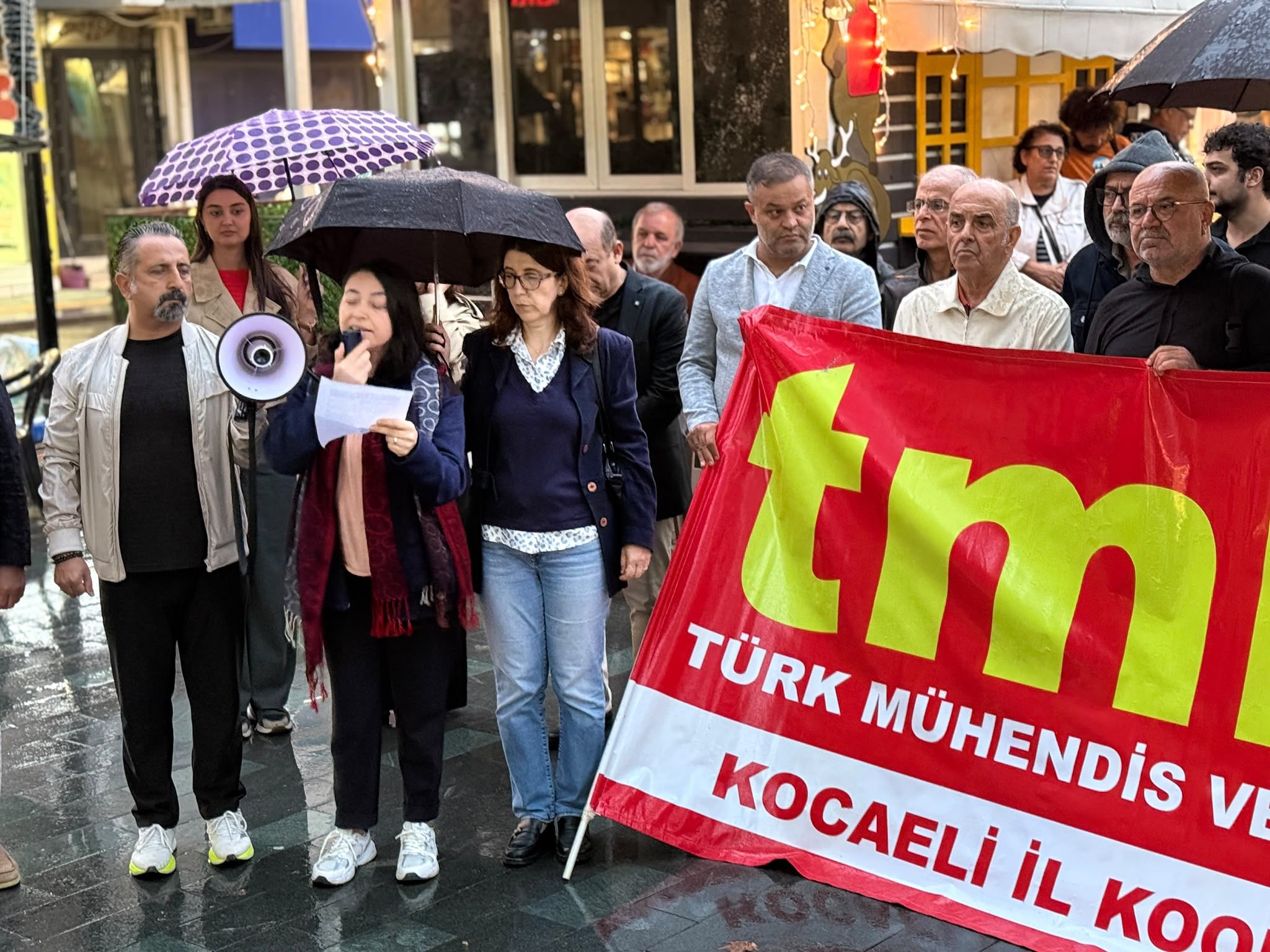 TMMOB Kocaeli İl Koordinasyon Kurulu bileşenleri olarak basın açıklaması gerçekleştirdik.