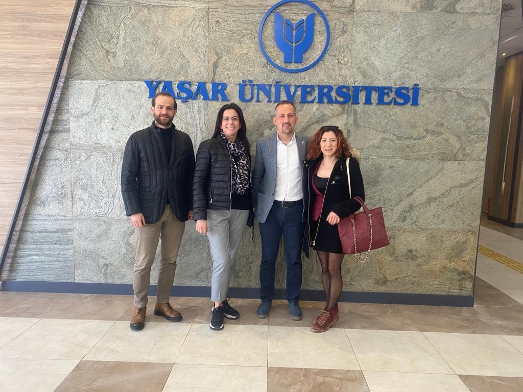 YAŞAR ÜNİVERSİTESİ'Nİ ZİYARET ETTİK