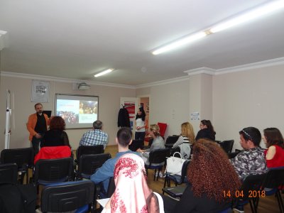 DOĞAÇLAMA TİYATRO VE KİŞİSEL GELİŞİM SEMİNERİ GERÇEKLEŞTİRİLMİŞTİR