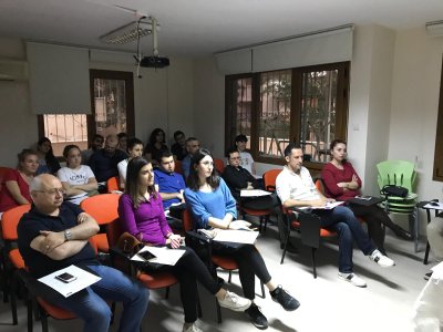 "ZEYTİNYAĞI SÖYLEŞİSİ VE TADIM ETKİNLİĞİ SEMİNERİ GERÇEKLEŞTİ