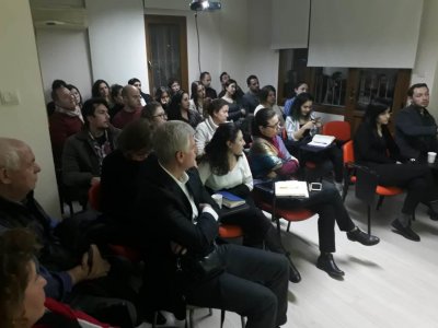 ŞARAP VE SAĞLIK SEMİNERİNE İLGİ YOĞUN OLDU 