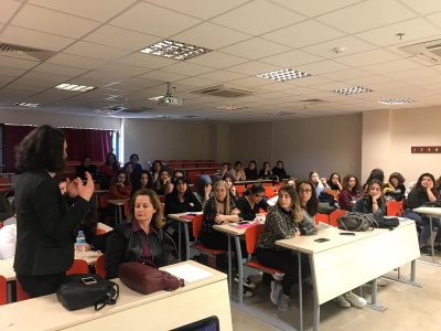 İYTE BÖLÜM BAŞKANINI ZİYARET EDİP ÖĞRENCİLERE ODA TANITIMI YAPTIK