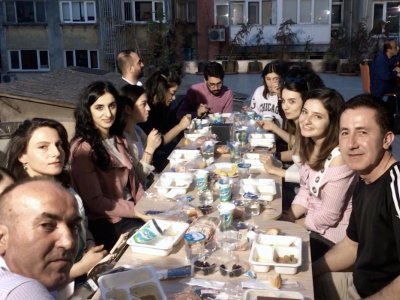 GELENEKSEL İFTAR YEMEĞİNDE ÜYELERİMİZLE BİR ARAYA GELDİK