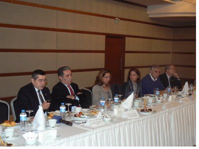 SÜT VE SÜT ÜRÜNLERİ BASIN AÇIKLAMASIUZMAN OLMADIKLARI KONUDA YANLIŞ BİLGİ VEREN AKADEMİSYENLER HALKI YANILTIYOR
