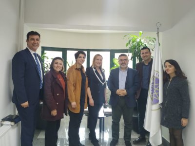 YILDIZ TEKNİK ÜNİVERSİTESİ KİMYA METALURJİ FAKÜLTE DEKANI VE GIDA MÜHENDİSLİĞİ BÖLÜM BAŞKANI ZİYARET EDİLMİŞTİR