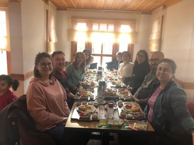 PAZAR KAHVALTISINDA GÖLCÜK DEĞİRMENDERE`DEKİ MESLEKTAŞLARIMIZLA BULUŞTUK