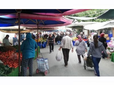 GÜNDEME BAKIŞ: "İZMİR`İN SEMT PAZARLARINDA ÖNLEMLER HAYATA GEÇİYOR"