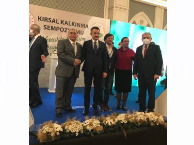 KIRSAL KALKINMA SEMPOZYUMUNDA SAYIN BAKAN DR BEKİR PAKDEMİRLİYE MESLEKİ SORUNLARIMIZ İLETİLDİ