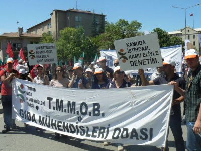 1 MAYIS EMEK VE DAYANIŞMA GÜNÜNDE ALANLARDAYDIK
