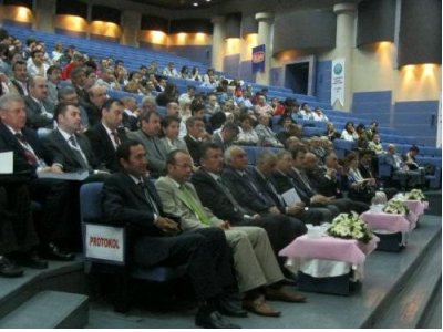 III GELENEKSEL GIDALAR SEMPOZYUMU KONYA‘DA YAPILDI
YOĞUN KATILIM İLE GERÇEKLEŞTİRİLEN SEMPOZYUMDA 420 BİLDİRİ SUNULDU…
