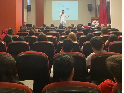 BAĞCILAR ŞAFAK OKULLARINDA GIDA MÜHENDİSLİĞİ MESLEĞİMİZ VE ODAMIZIN TANITIM SEMİNERİ GERÇEKLEŞTİRİLDİ