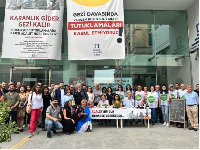 HUKUKSUZ GEZİ TUTUKLAMALARINA KARŞI ADALET NÖBETİMİZ DEVAM EDİYOR