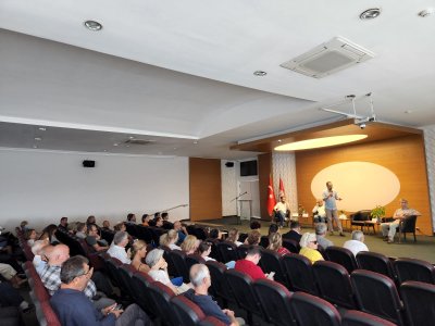 KARŞIYAKA TARLADAN ÇATALA GIDA KENTLER VE YEREL YÖNETİMLER SEMPOZYUMUNA KATILDIK