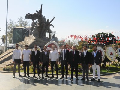 CUMHURİYET BAYRAMI ÇELENK BIRAKMA TÖRENİ