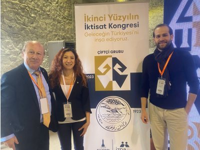 İKİNCİ YÜZYILIN İKTİSAT KONGRESİNE KATILDIK