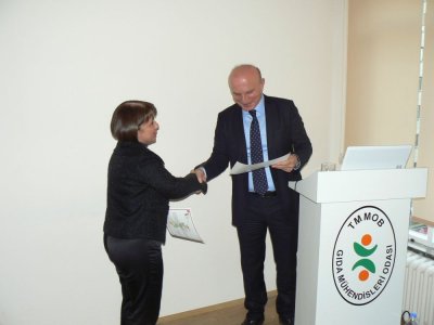 GIDA İŞLETMELERİNDE KAYIT VE ONAY YÖNETMELİĞİ‘NİN GETİRDİKLERİ VE MODERNİZASYON PLANLARI SEMİNERİ VE GENEL ÜYE TOPLANTISI GERÇEKLEŞTİRİLDİ