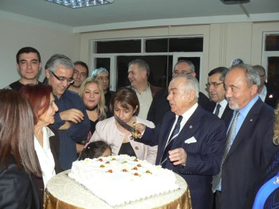 YENİ YILI YENİ EĞİTİM MERKEZİMİZDE KARŞILADIK