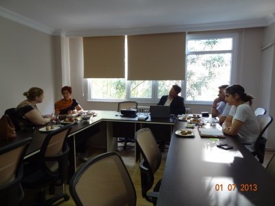  GIDA TARİHİAKADEMİSYENİ DR ROBYN METCALFE`İN ODAMIZI ZİYARETİ