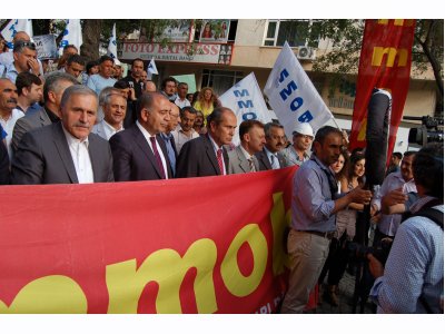 TORBA YASA İLE BİR GECEDE TMMOB KANUNUNDA YAPILAN DEĞİŞİKLİĞİ PROTESTO ETTİK