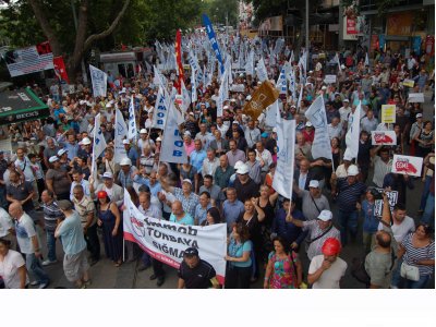 ANKARA’DA BİNLERCE TMMOB’Lİ TMMOB TORBAYA SIĞMAZ ANKARA ETKİNLİĞİ`NDE YÜRÜDÜ