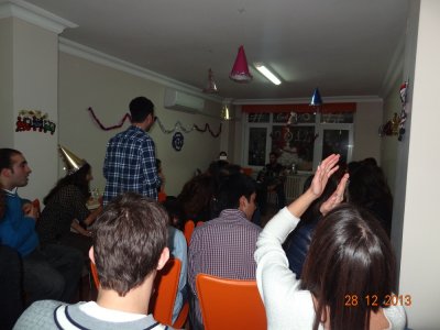 ÖĞRENCİ TEMSİLCİLİKLERİMİZLE BİRLİKTE YENİ YILI KOKTEYLİ DÜZENLENMİŞTİR