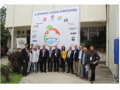 4GELENEKSEL GIDALAR SEMPOZYUMU ADANA`DA GERÇEKLEŞTİRİLDİ