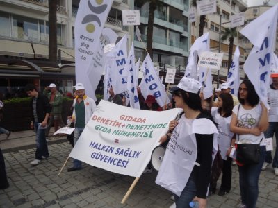 HAKLI TALEPLERİNİ DUYURACAĞIN GÜNÜN ADIDIR 1 MAYIS