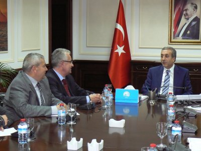 GIDA TARIM VE HAYVANCILIK BAKANI DRMMEHDİ EKER İLE MAKAMINDA GÖRÜŞTÜK