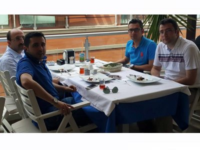 BÜYÜKADA`DA KAHVALTIDA BULUŞTUK