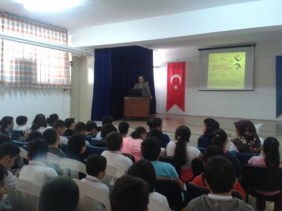 BEŞİKTAŞ İLÇESİ BÜYÜK ESMA SULTAN ORTAOKULU 21 MAYIS DÜNYA SÜT GÜNÜ ETKİNLİKLERİ KAPSAMINDA BİLİNÇLİ GIDA TÜKETİM SEMİNERİ VERİLMİŞTİR 