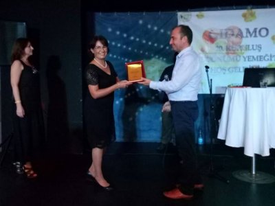 ODAMIZIN 20YIL KUTLAMA YEMEĞİNİ İZMİR`DE GERÇEKLEŞTİRDİK