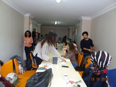 YILDIZ TEKNİK ÜNİVERSİTESİ ÖĞRENCİLERİMİZ KAHVALTIDA BULUŞMUŞTUR