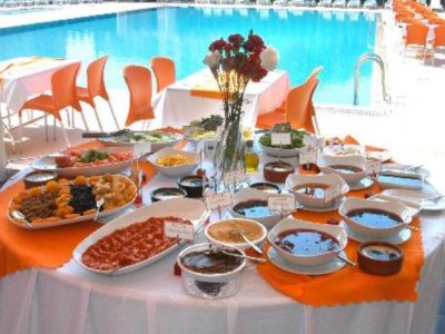 3GELENEKSEL KAHVALTIMIZDA BULUŞUYORUZ