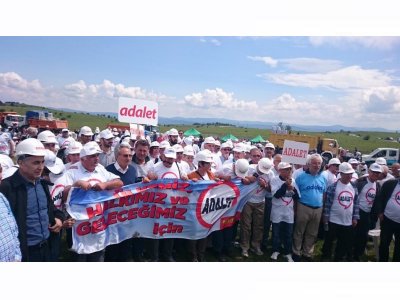 MÜHENDİS MİMAR VE ŞEHİR PLANCILARI ADALET YÜRÜYÜŞÜNE KATILDI