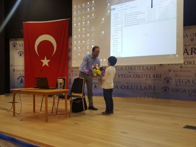 16 EKİM DÜNYA GIDA GÜNÜ KAPSAMINDA BEYLİKDÜZÜ VEGA OKULUNDA BİLİNÇLİ GIDA TÜKETİMİ SEMİNERLERİ GERÇEKLEŞTİRİLDİ